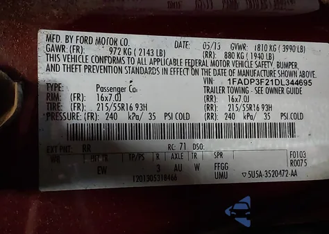 2013 Ford Focus Se z USA, uszkodzony, nr VIN 1FADP3F21DL344695